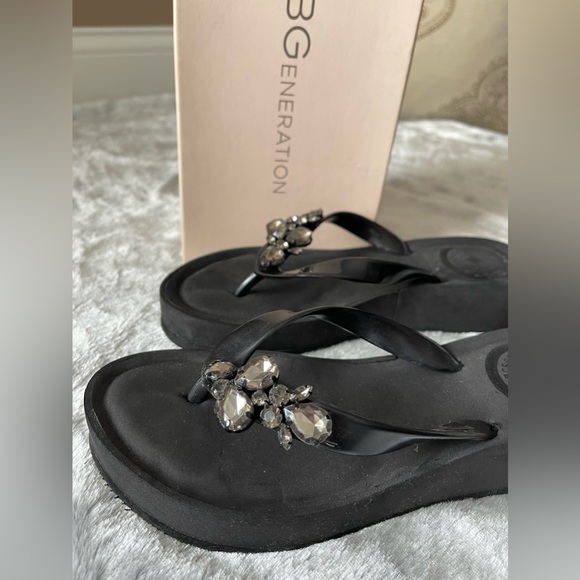 BCBGeneration Flip Flops with Bling in Black Opaque Jelly. NWT - Picture 3 of 6